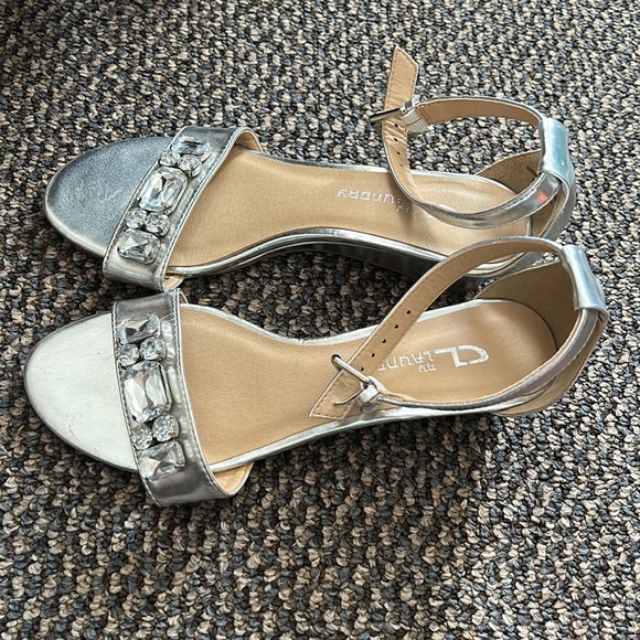 CL by Laundry silver heels - Picture 2 of 6